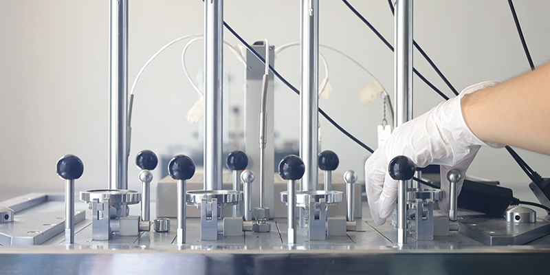 維卡軟化點(diǎn)測定儀夾具設(shè)置